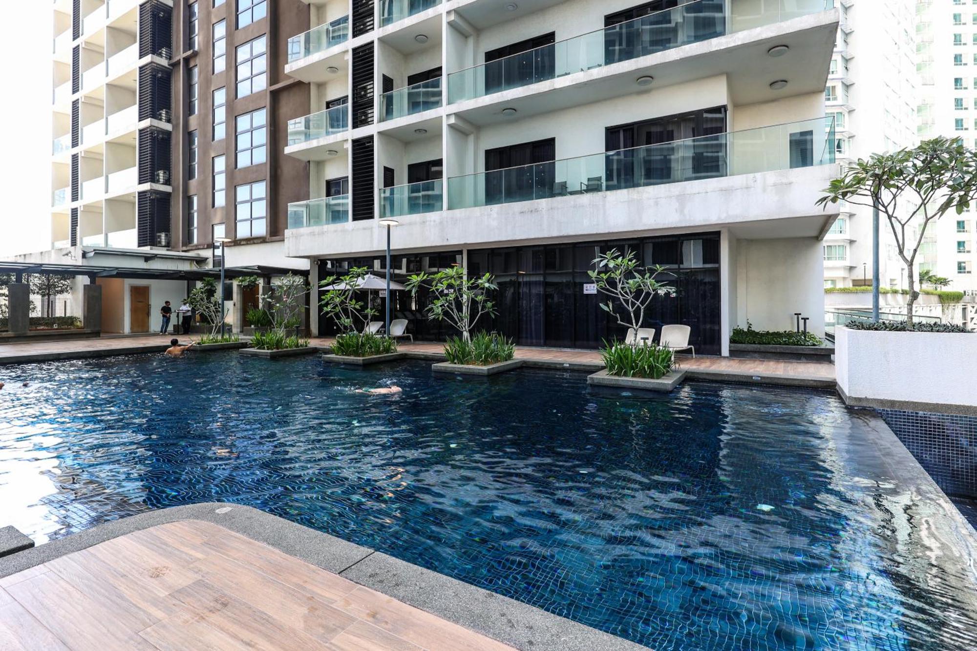 188 Klcc By Bliss Apartemen